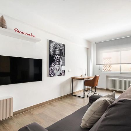 Magico Apartamento En El Centro Мадрид Екстериор снимка